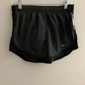 Nike Women’s Dri Fit Running Shorts M